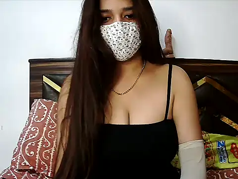 Gloie4u online show from January 13, 11:47 am