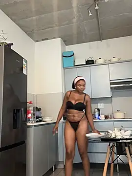 slimcateee online show from March 3, 1:17 pm