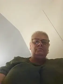 hotladymoon online show from July 28, 7:26 pm