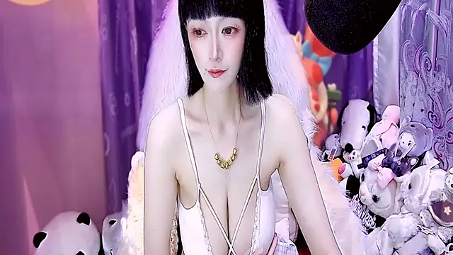 kumamon- online show from April 29, 2:42 pm