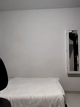 CurvySara1 online show from February 18, 9:03 pm