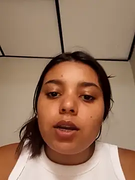 stefanie010 online show from March 22, 4:02 pm