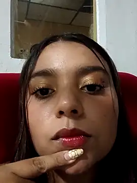 stefanie010 online show from April 25, 10:07 pm