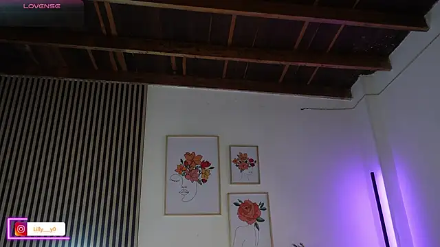 LillyDolls23 online show from April 4, 1:32 pm