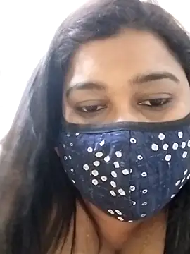 indianlisa5 online show from March 15, 7:38 pm