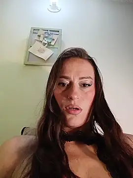 JadeHiilton online show from April 14, 2:28 pm