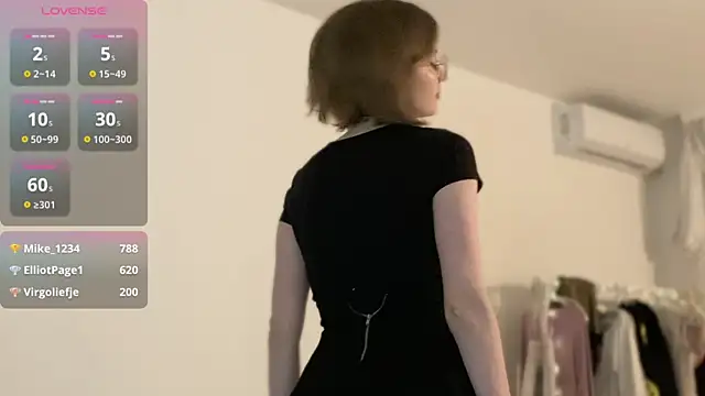 ms christiana online show from January 10, 8:13 pm