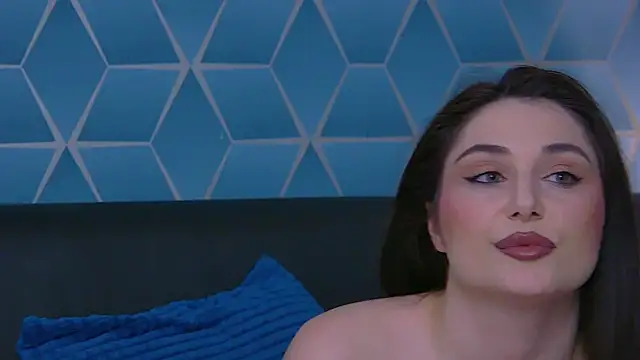 KassieWeins online show from May 28, 7:01 pm