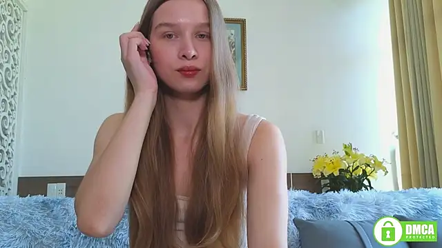 CutieBeauty online show from May 18, 3:38 am