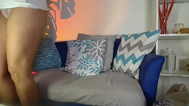 -Alexia- online show from June 30, 9:25 pm