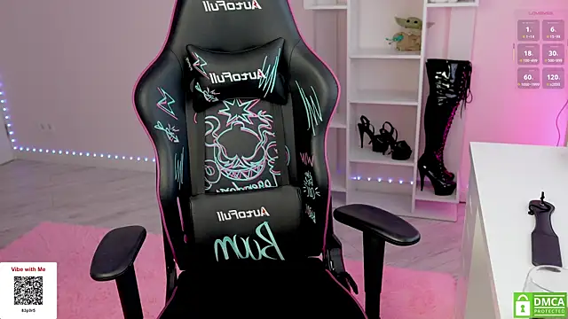 Latex Kitty online show from September 24, 11:31 am