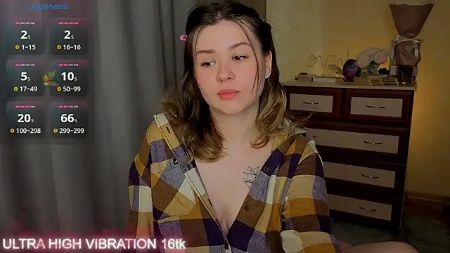 cutie mili online show from March 16, 8:18 am