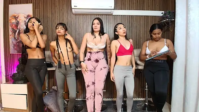 fetishcouples47 online show from April 10, 11:27 am