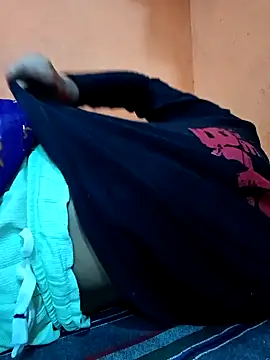 Hot--Shivani online show from October 29, 6:18 am