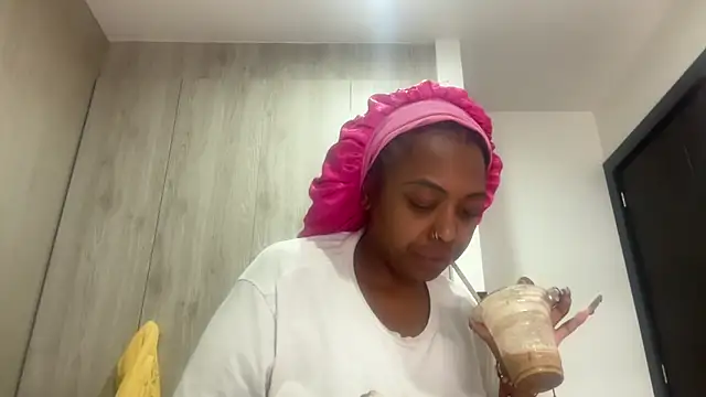 ChocolateCakeQueen online show from March 12, 2:53 pm