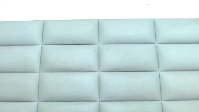 emily brontee  online show from October 18, 1:36 pm