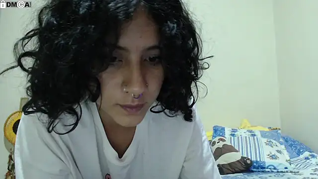 AlinaWoolf  online show from April 9, 5:54 am