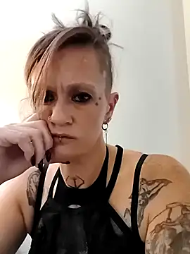 renegade vyxxen online show from March 29, 10:31 pm