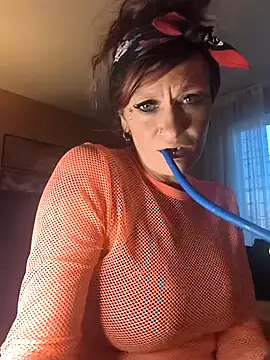 renegade vyxxen online show from April 16, 1:39 am