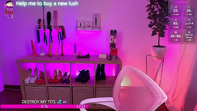 catha cat online show from April 6, 5:14 pm