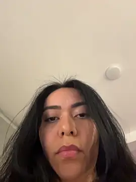 PetitLumiere online show from April 6, 4:12 am