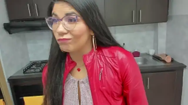 Luna Dumont online show from April 7, 11:12 am