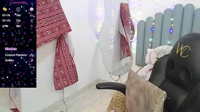 lakshmiraniii online show from March 4, 11:50 am