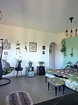 TheGoddessBianca online show from March 29, 3:00 pm