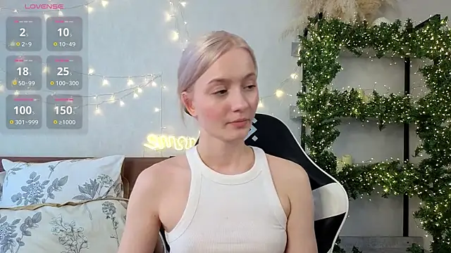 IdaValenti online show from March 8, 3:10 am