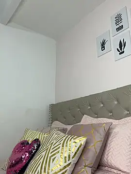 ImAlicee online show from February 6, 12:14 am