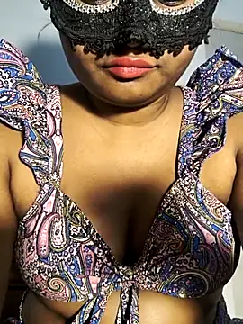 FANTASY QUEEN 07 online show from April 6, 7:53 am