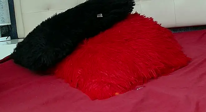 Cloeandtyfanny online show from April 16, 8:08 pm