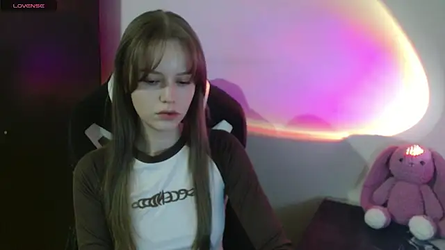 amelia sweeti online show from March 17, 8:13 pm