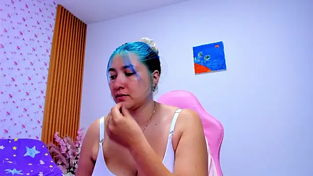 Soyqueen online show from March 12, 6:38 am