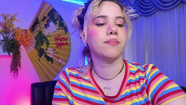 albaismynameX online show from May 28, 12:36 pm
