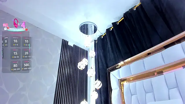 SarayRoyse online show from November 6, 7:31 pm