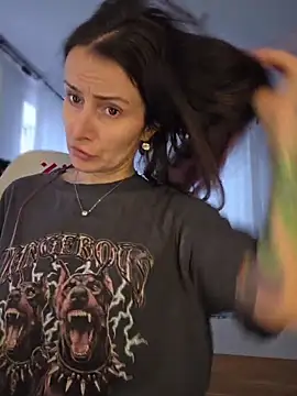  AHHA  online show from April 12, 9:12 am