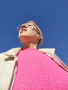 blondyruby online show from March 16, 9:24 am