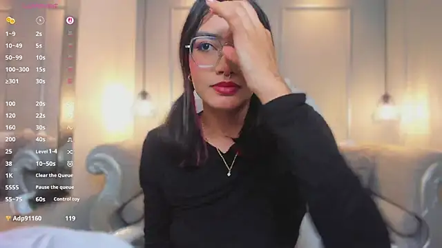 AzuraKindong online show from March 10, 7:40 pm