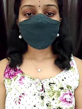 Angleannie online show from April 11, 4:43 pm