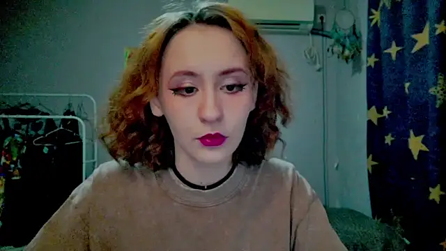 JoannaTompson online show from May 15, 2:05 am