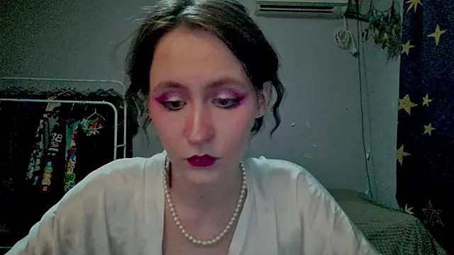 JoannaTompson online show from July 22, 11:39 pm