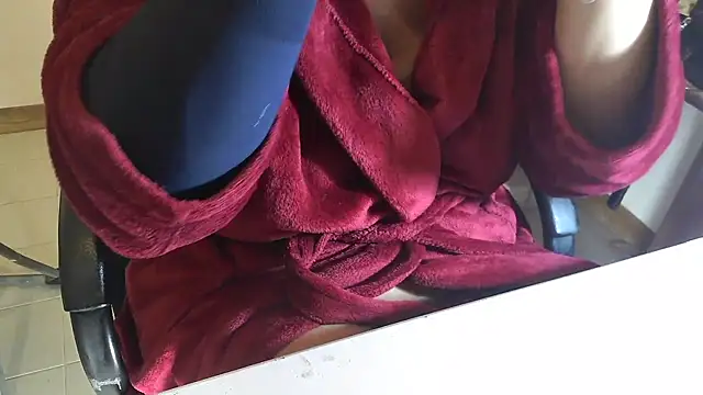 45marina45 online show from December 14, 4:57 pm