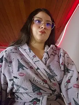 juli05star20 online show from April 5, 3:05 am