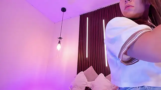 ArianaBaker online show from March 17, 2:21 pm