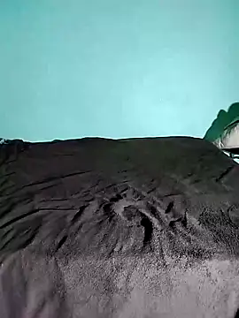 Fuckbudiez online show from April 8, 11:18 pm