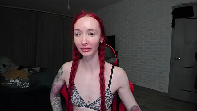 Roxy Silver online show from March 10, 9:08 pm