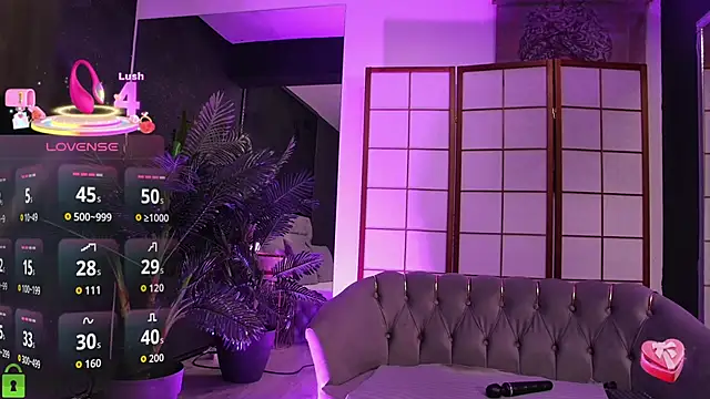 OliviaHawn online show from May 28, 7:45 pm