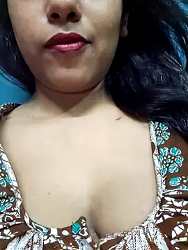 sexyindi couple online show from April 27, 2:25 pm