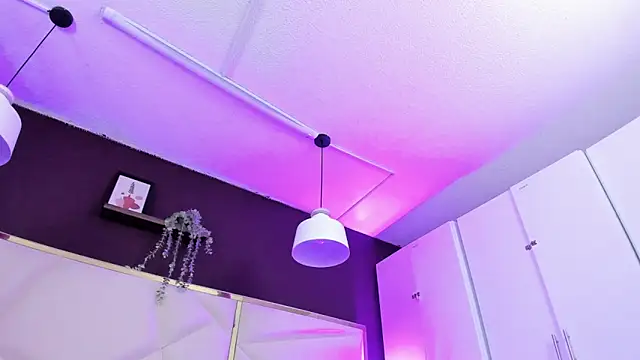 April bowie online show from April 16, 11:43 am